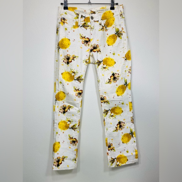 Anthropologie Pilcro and the Letterpress  high rise bootcut lemon print jeans - Picture 5 of 8